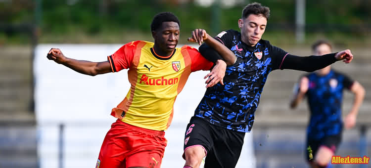 Rayan Fofana a signé pro au RC Lens