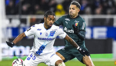 Facundo Medina en souffrance dans la défense à quatre du RC Lens