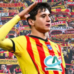 Khusanov, l'ancien défenseur du RC Lens, s'est vu offrir une voitoire à 200 000 euros