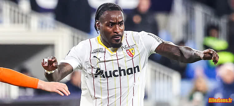 Nzola buteur le plus rapide du RC Lens