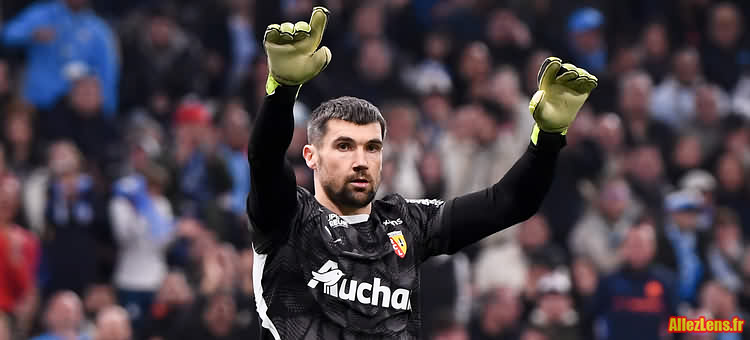 Mathew Ryan, gardien du Rc Lens, auteur d'une prestation remarquable à Marseille