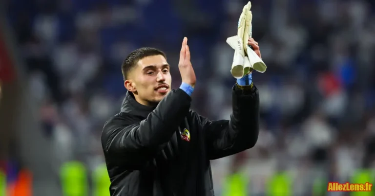 Robin Risser, gardien du RC Lens, courtisé au mercato 2026, affiche ses attentes, notamment pour la finale de la Coupe de France.