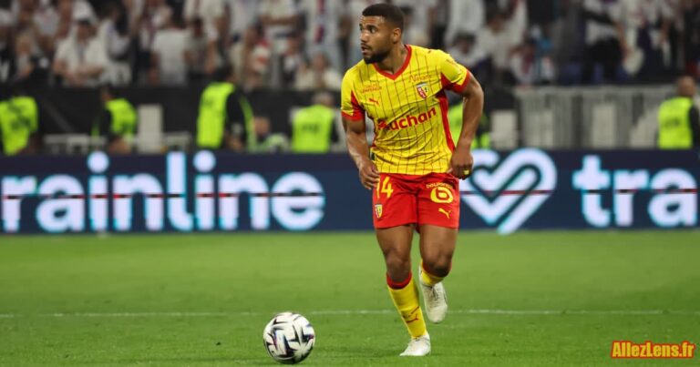 Les pistons du RC Lens, maîtres des airs durant la saison 2025-2026